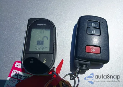 2017 Toyota Tacoma Limited from USA, damaged, VIN 3TMGZ5AN7HM063939